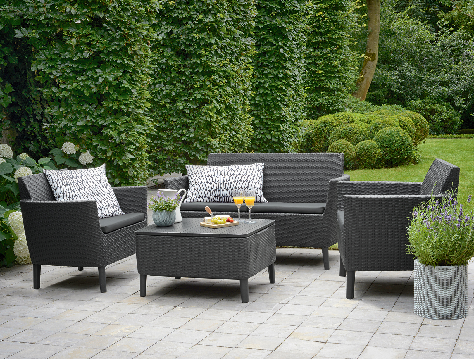 ����� Salemo 2 seater sofa