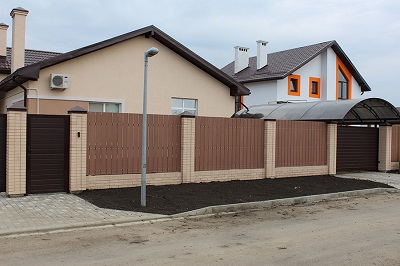 fence-board-on-fence-6_400-266.jpg fence-board-on-fence-6_400-266.jpg